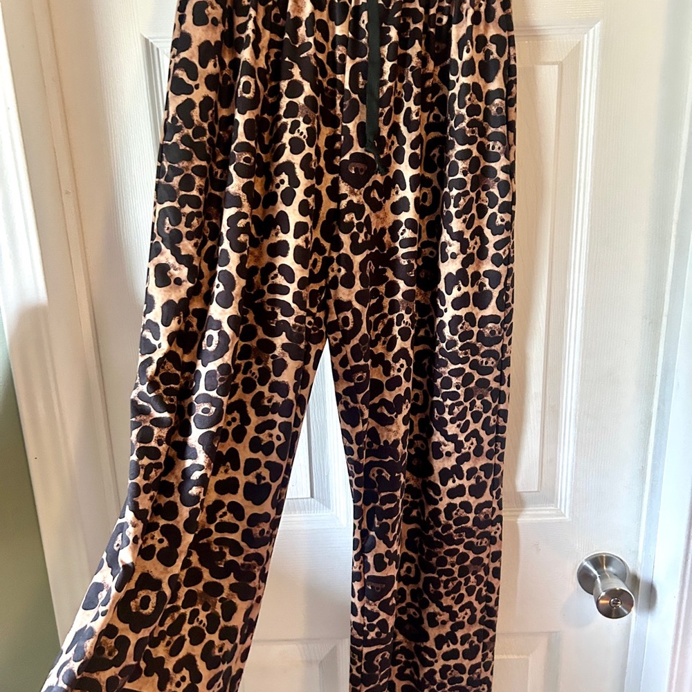 Leopard Print Wide Leg Pants